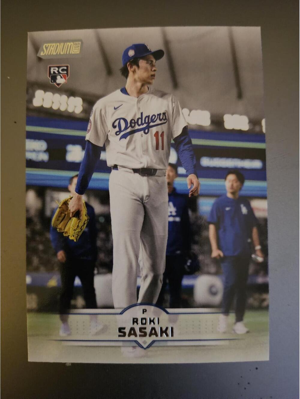 Roki Sasaki 2025 Topps Stadium Club Rookie RC #187 Los Angeles Dodgers
